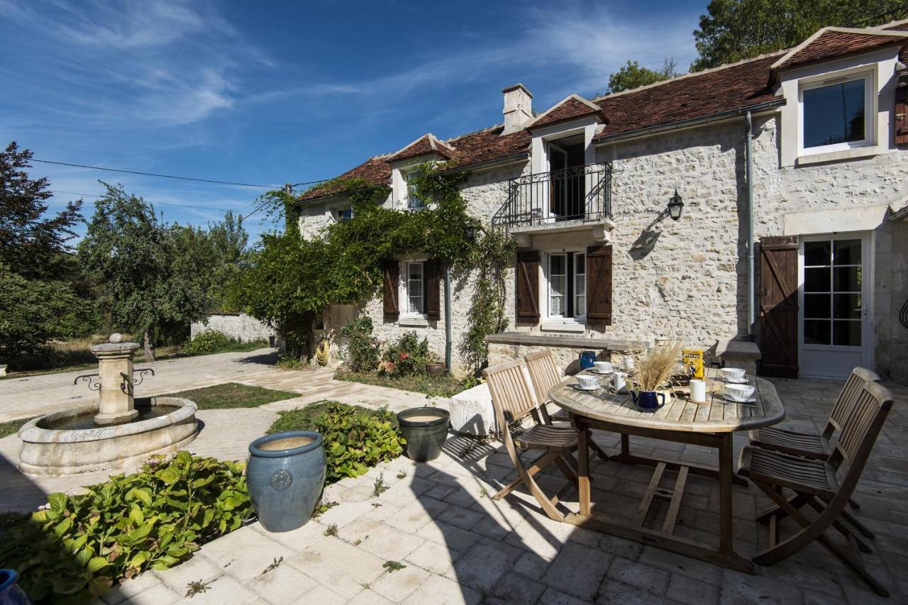 Le Riad Bourguignon Ouanne Exterior foto